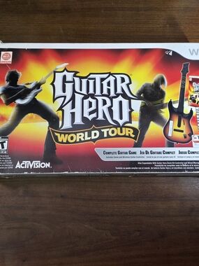 Nintendo Wii Guitar hero world tour [ Guitar kit bundle ] guitar + game complete